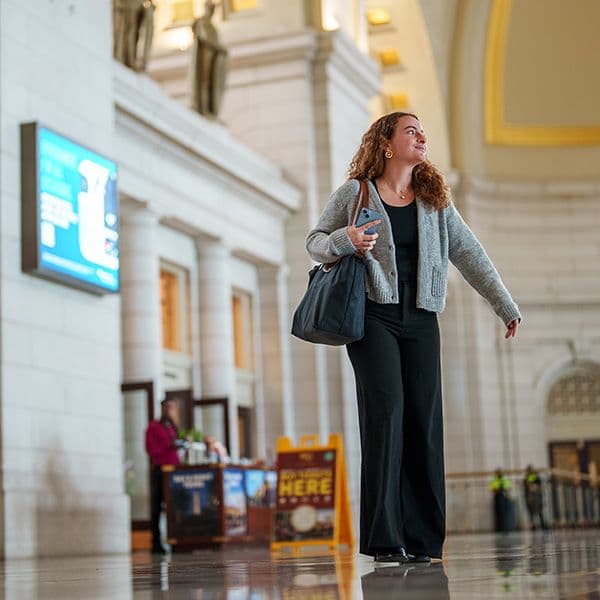 Display ad for Georgetown University; image of person walking