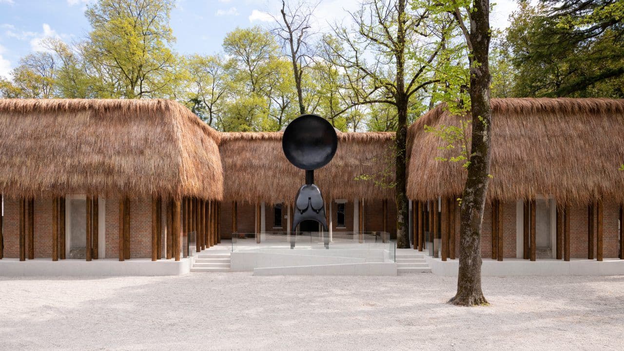 Simone Leigh’s Facade 2022.