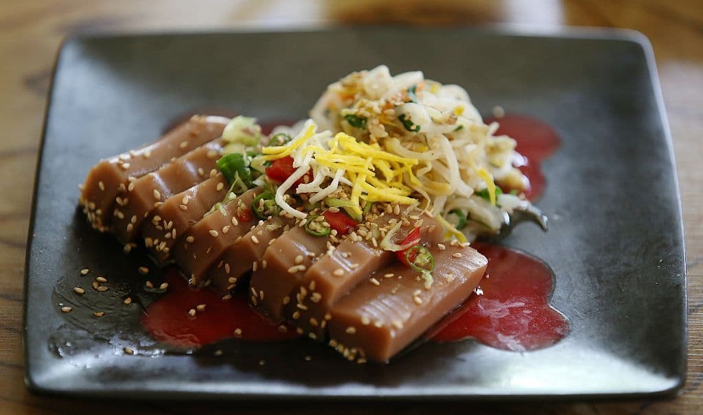 Korean dotorimuk