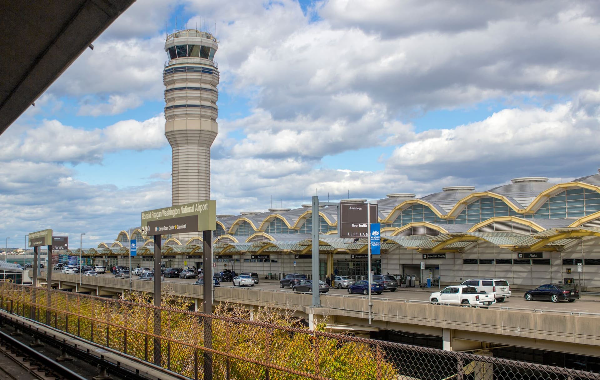 3 Questions With an Expert on Flying Cheap