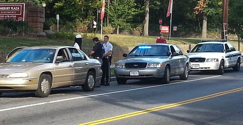 The Metropolitan Police Department of the District of Columbia makes a traffic stop on Good Hope Road SE. (Tim Evanson/Flickr)