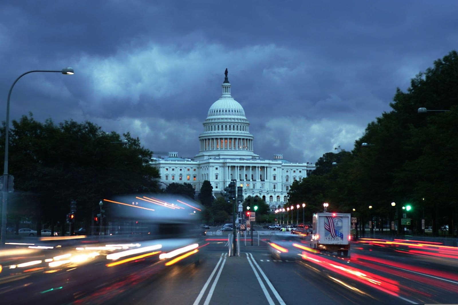 Long exposure photography of night traffic in D.C.